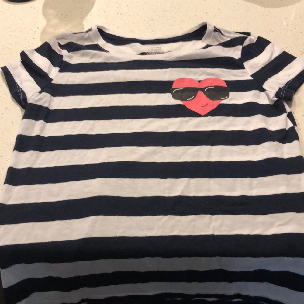 Girls size 10/12 relaxed t-shirt Old Navy